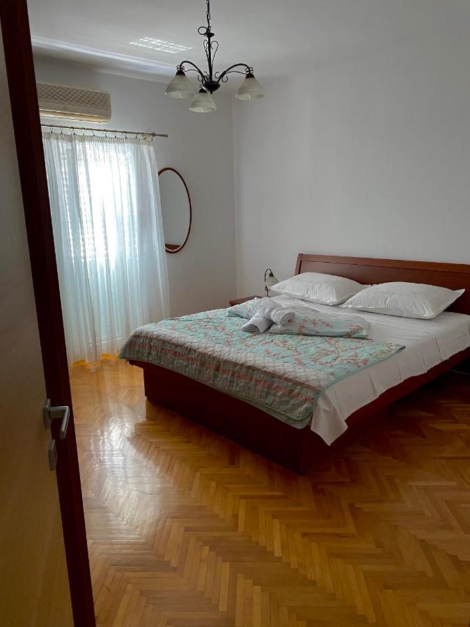 Apartman Nives Apartamento Trogir Exterior foto
