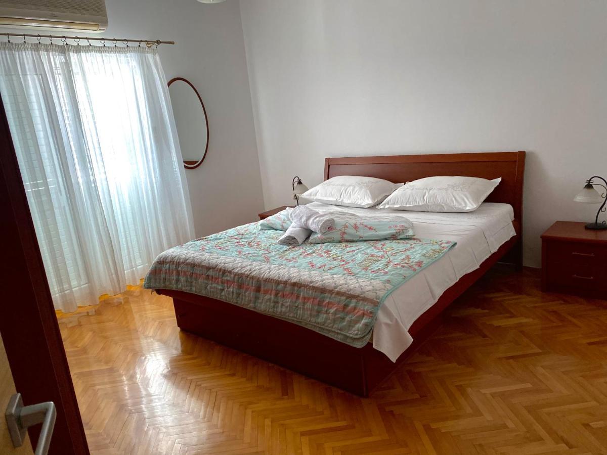 Apartman Nives Apartamento Trogir Exterior foto